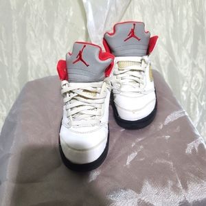Jordan 5 Retro Fire Red Sneakers Sz: 13C